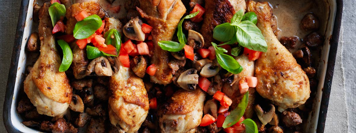 Button Mushrooms with Chicken Leg and Sausage recipe